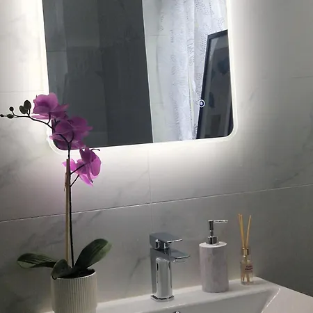 Castle View * Ροσκόμον